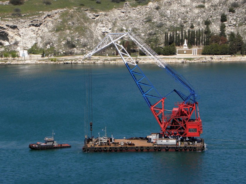 Севастополец 1 плавучий кран