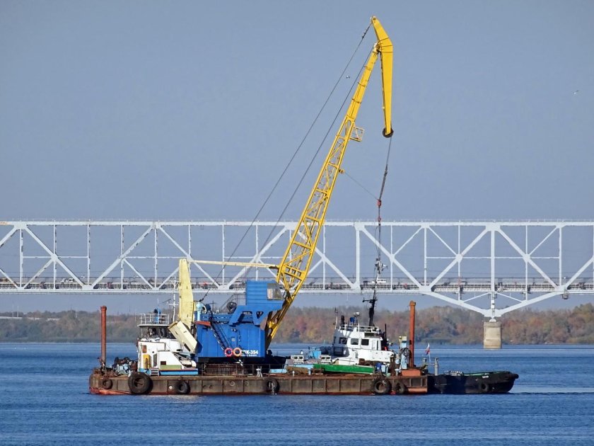 Плавкран виноградов