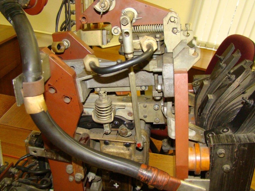 Быстродействующий выключатель БВП-105а