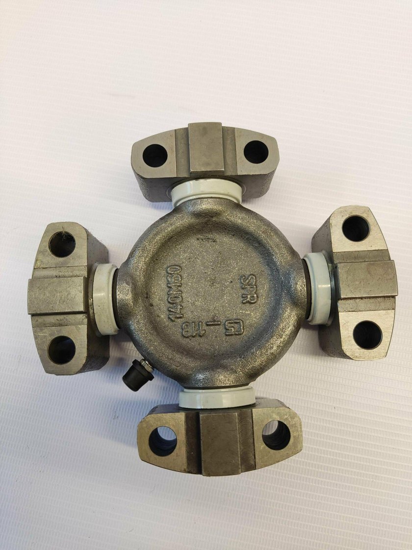 Крестовина PJ-P 8935 кардана газон next кардан Spicer (PILENGA)