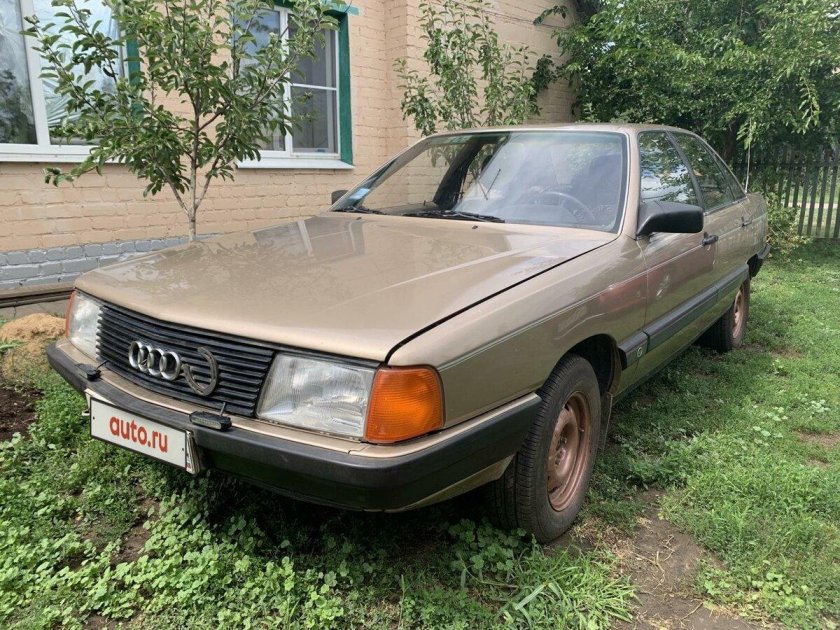 Audi 100 1983