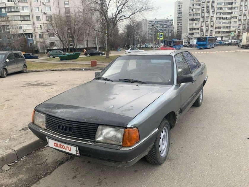 Ауди 100 1984 комплектация СС