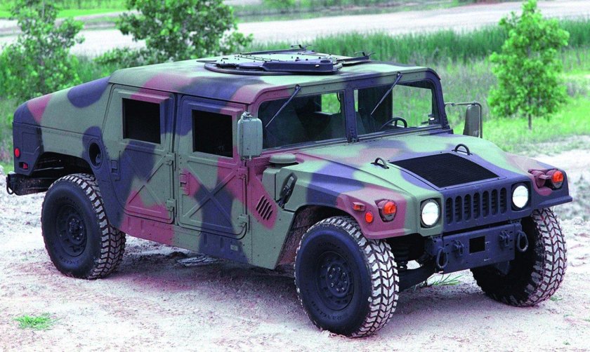 Броневик Хамви