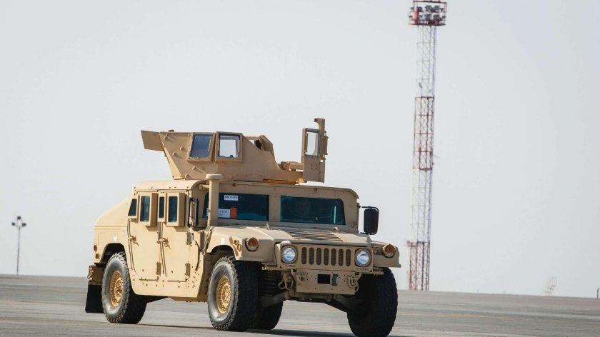 Хамви бронеавтомобиль