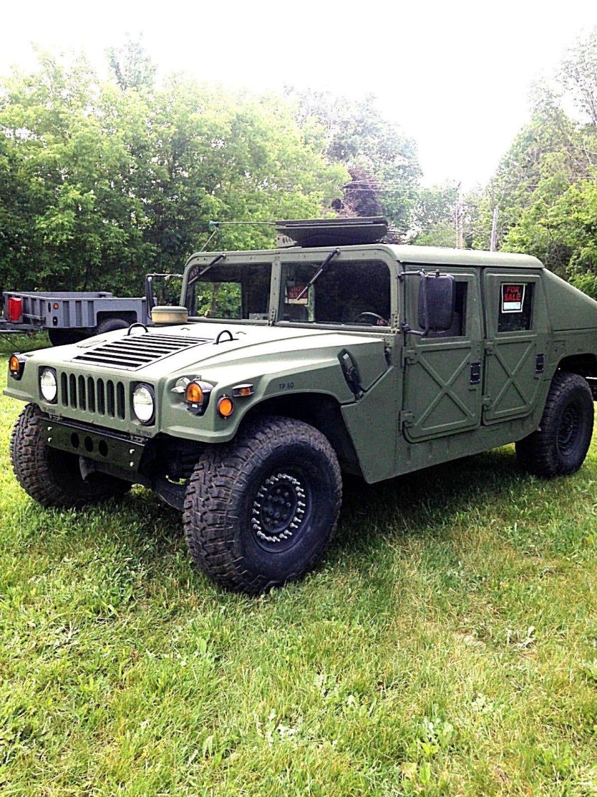 Hummer h1 Humvee