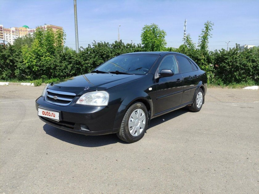 Шевроле Лачетти 2008 черный