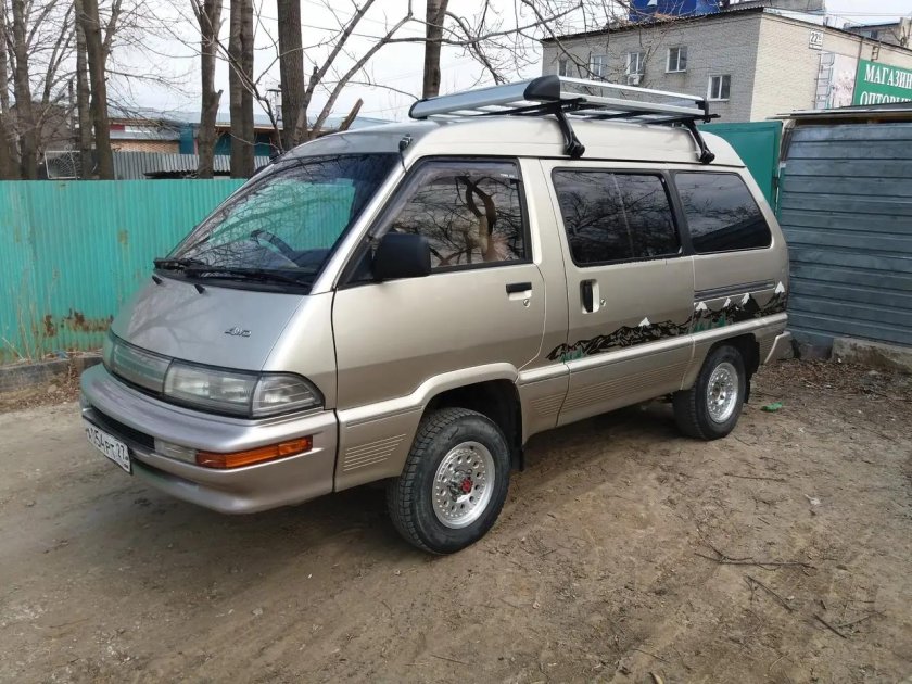 Тойота мастер айс