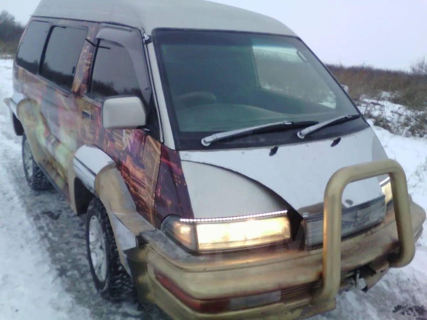 Toyota Master Ace Surf 1989