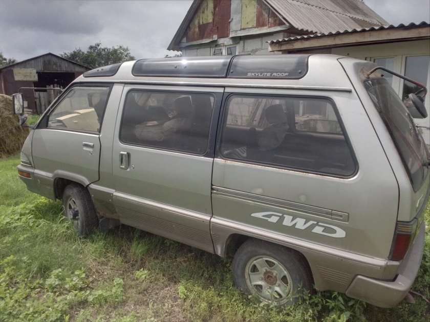 Тойота мастер айс Сурф