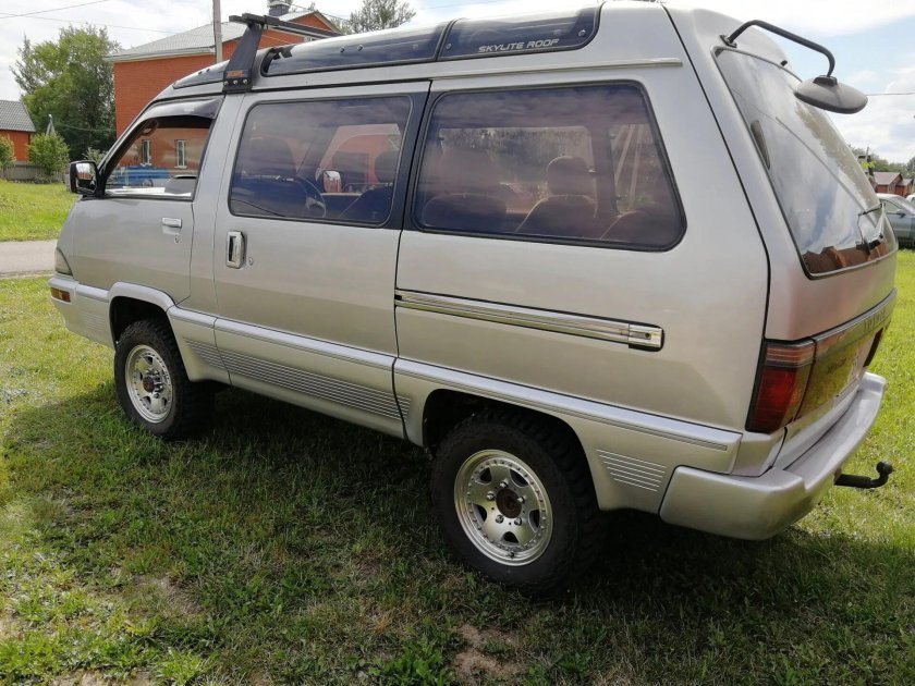 Таун айс в белом цвете