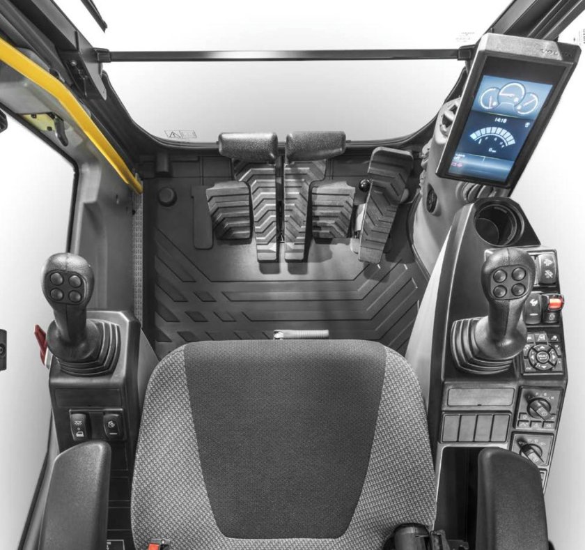 Кабина экскаватора Вольво 380