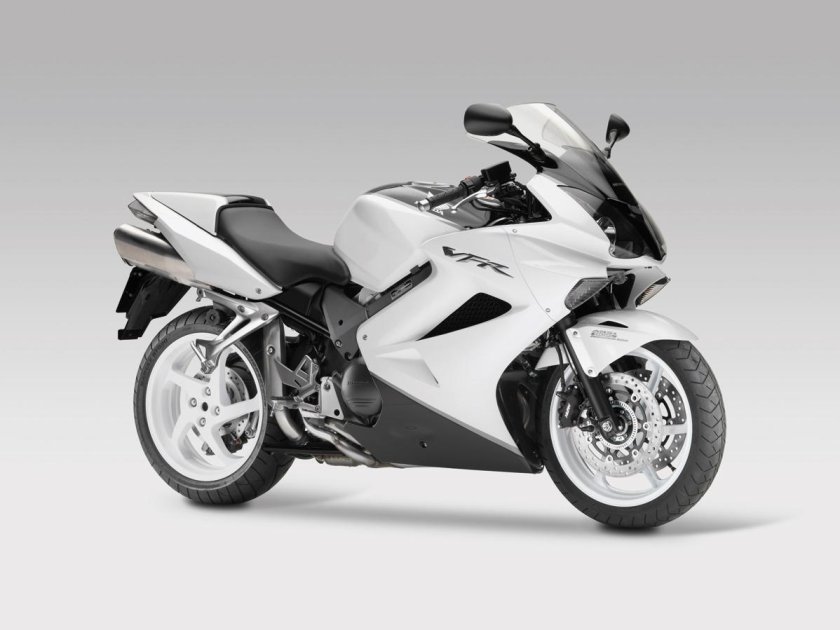Honda vfr800 мотоцикл