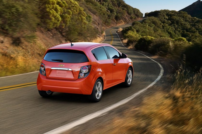 Chevrolet sonic 2012