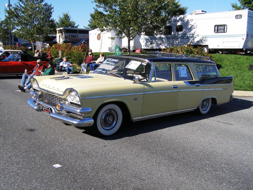 1975 Dodge Monaco Wagon