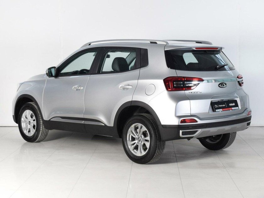 Тигго 4 белый