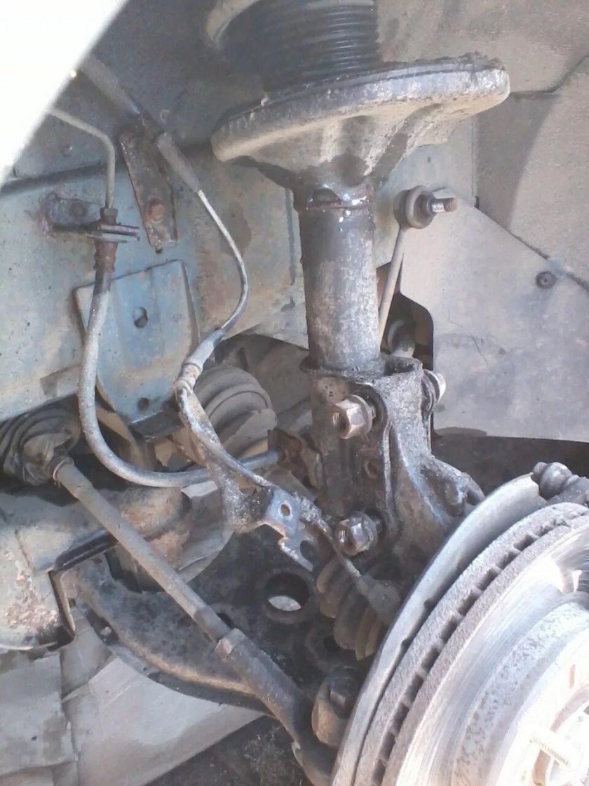 Мазда Бонго Френди передн подвеска