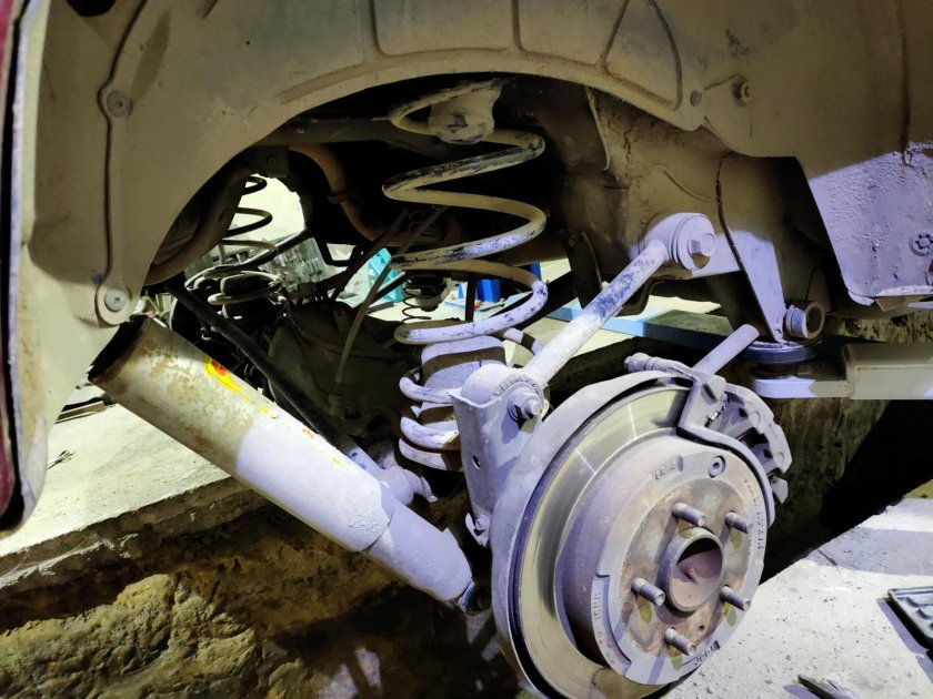 Задняя подвеска Мазда MPV