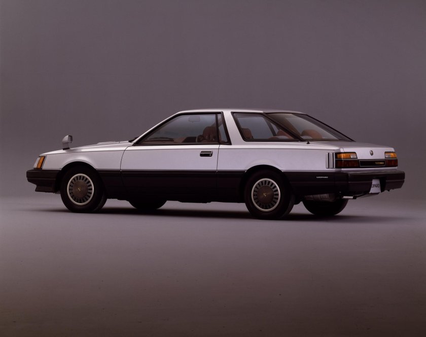 Nissan Leopard 1986
