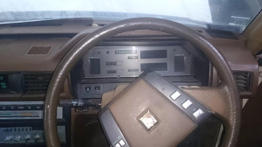 Nissan Leopard 1983