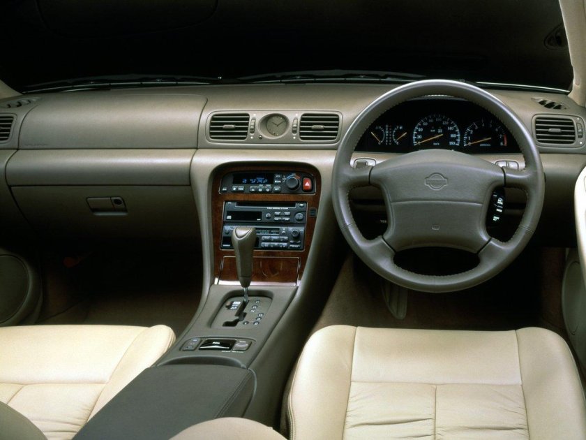 Nissan Leopard 1996
