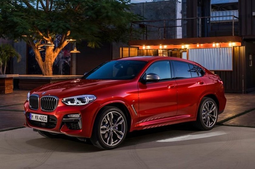 БМВ Икс 4