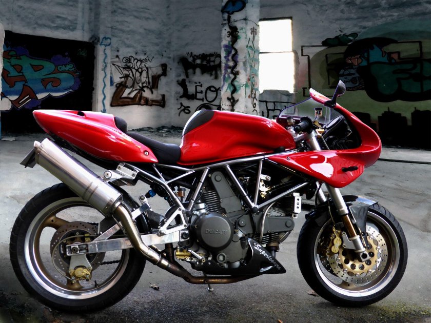 Ducati 750ss