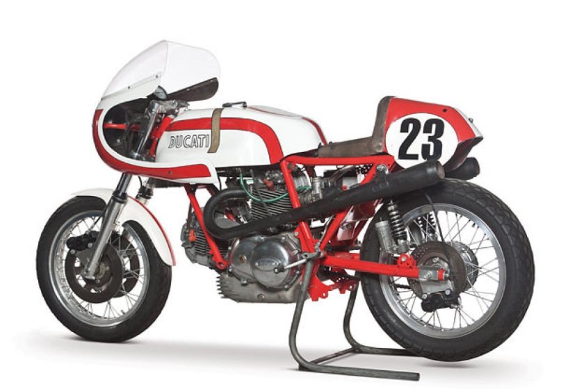 Ducati 750 sport