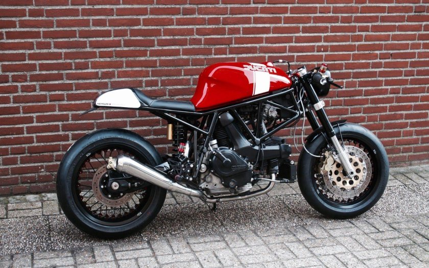 Ducati 750ss