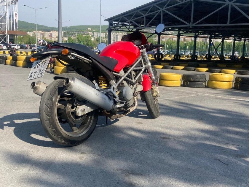Ducati monster 400