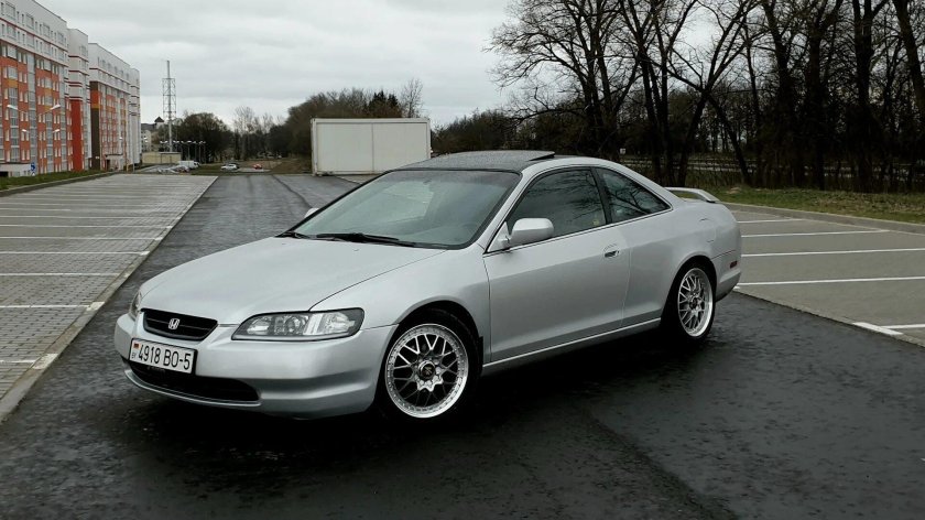 Honda accord coupe 1998