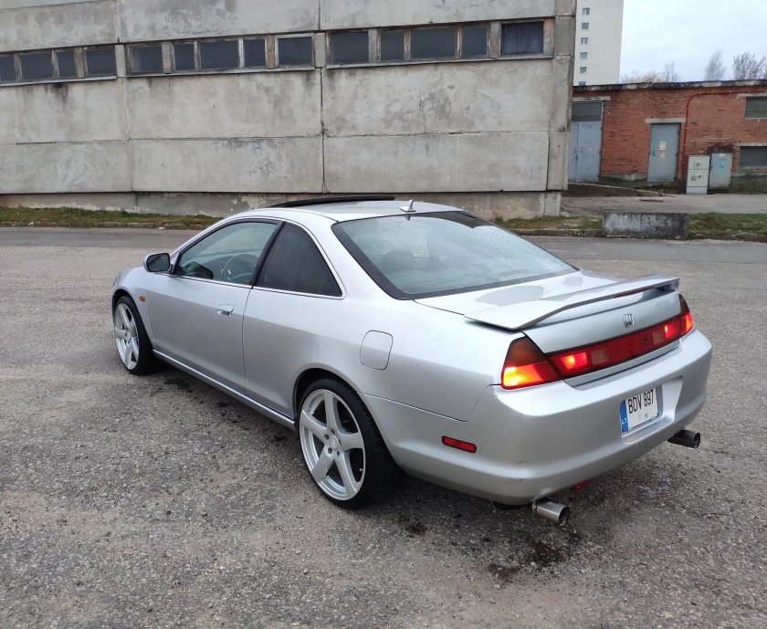 Honda Accord Coupe 2000