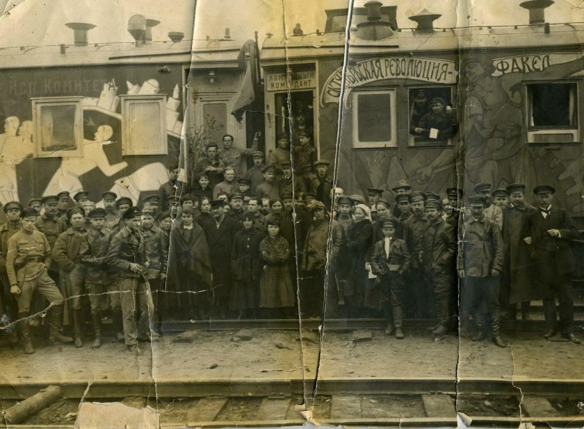 Агитпоезд Октябрьская революция 1919г