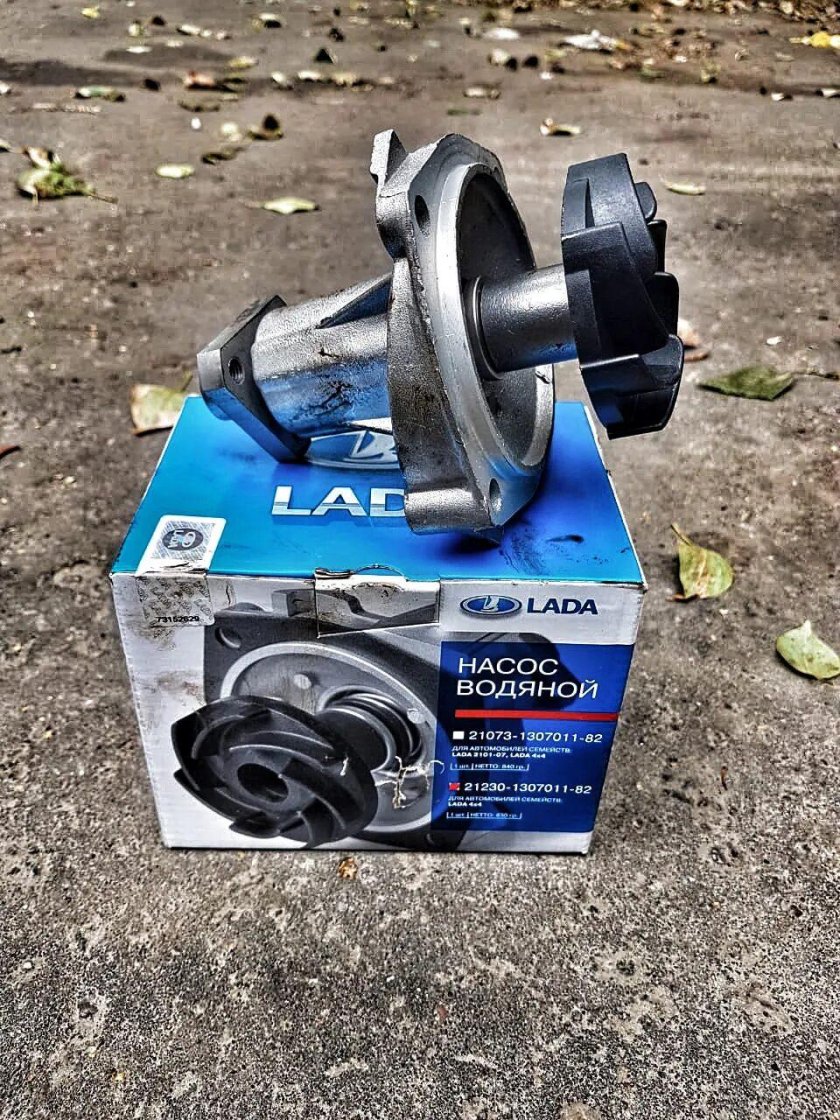 Помпа 214 Шевроле Нива