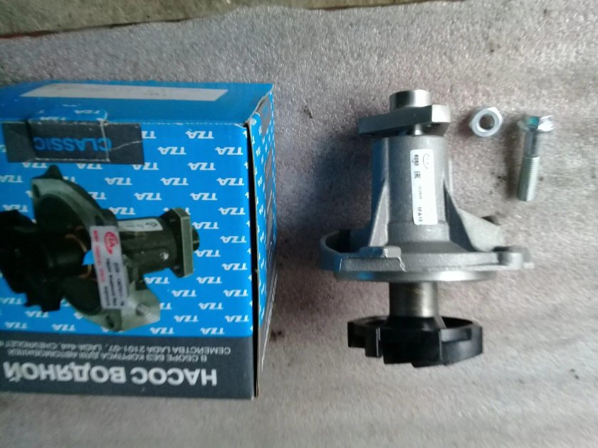 Помпа 2123 Шеви Нива