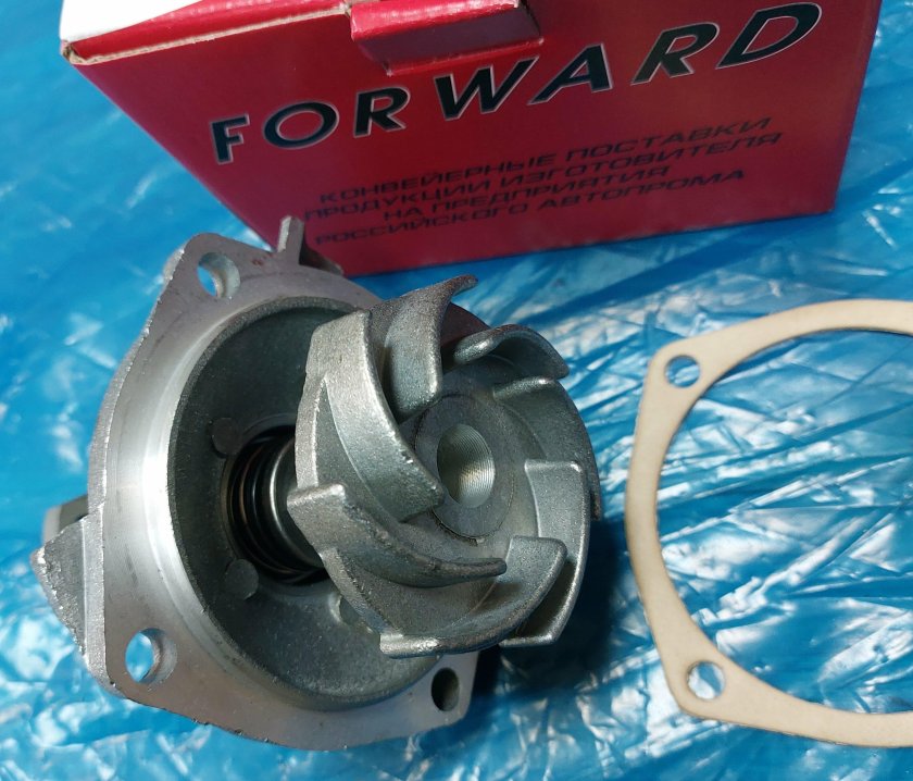 Помпа на ниву Шевроле 2123