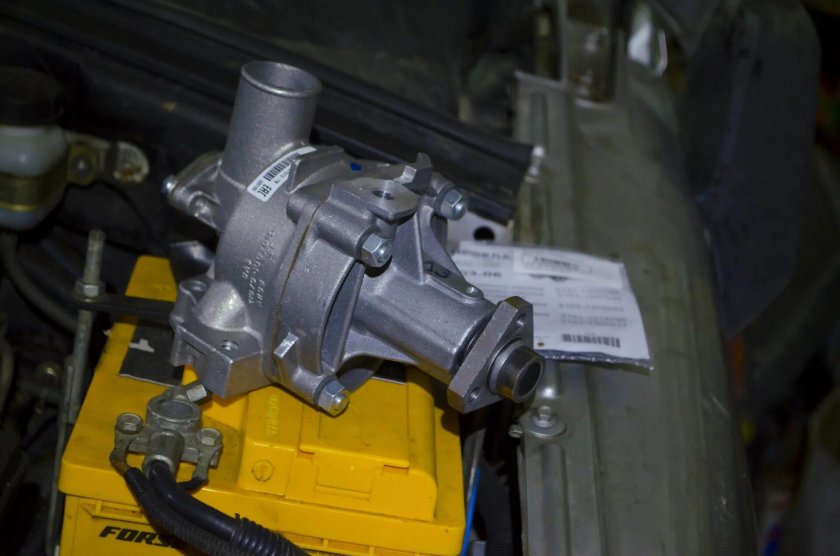 Помпа Нива Урбан 1.7