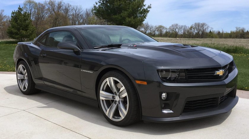 Chevrolet Camaro zl1 2012
