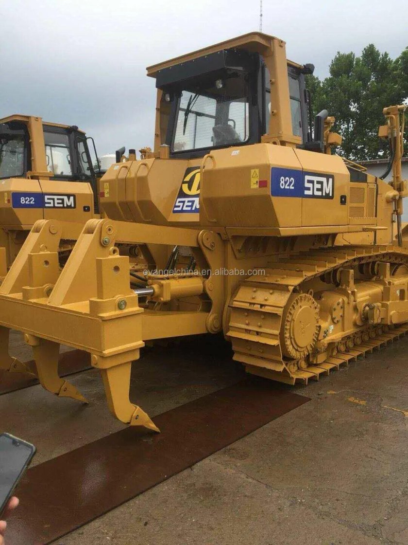 Бульдозер sem 816d