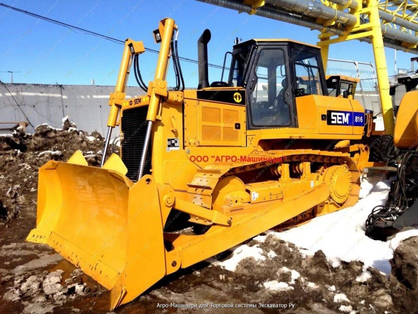 Бульдозер sem 816d