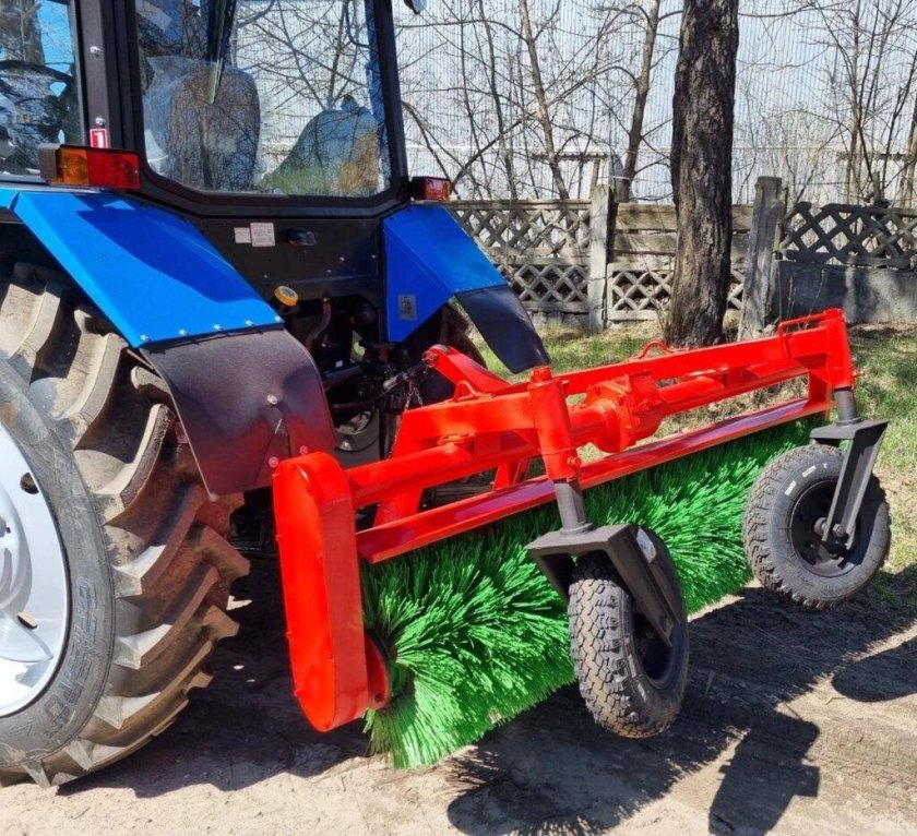 Щетка дорожная на МТЗ 82
