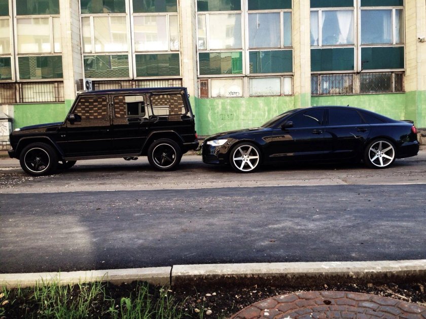 Мерседес Гелик тонированный чёрный