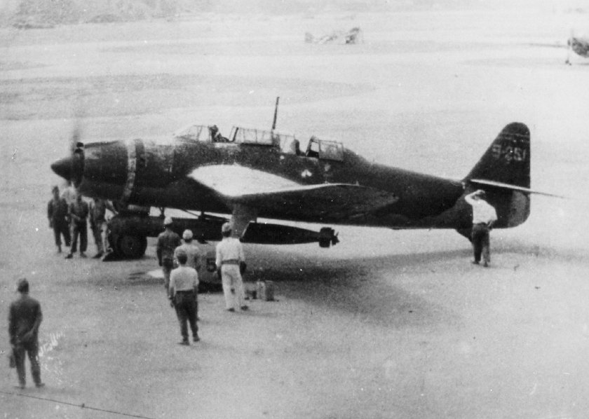 Самолет b7a Ryusei