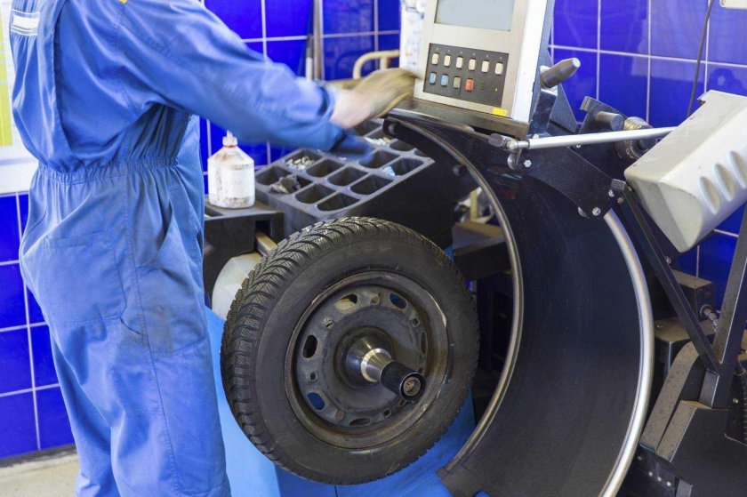 Отбалансировать колесо