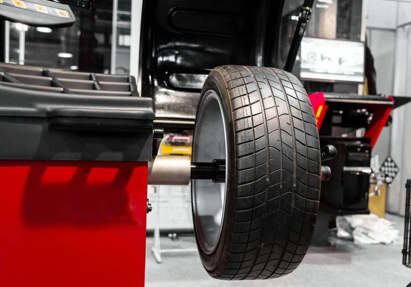 Колесо шиномонтаж