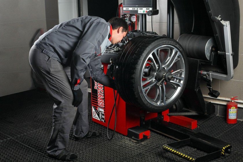 Перебортовка колес