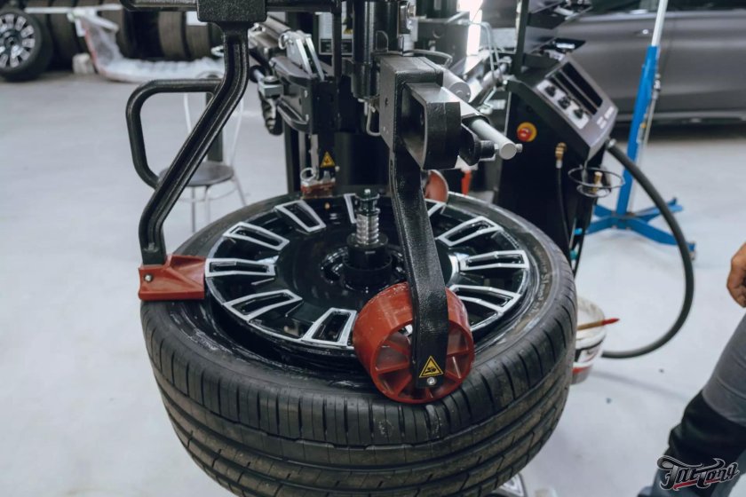 Шиномонтаж балансировка реклама