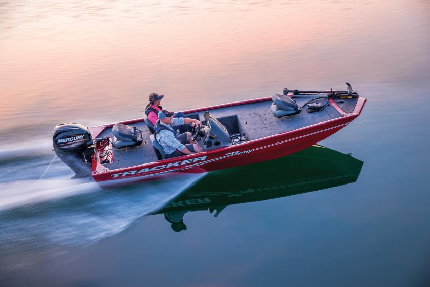 Катера Bass Boat