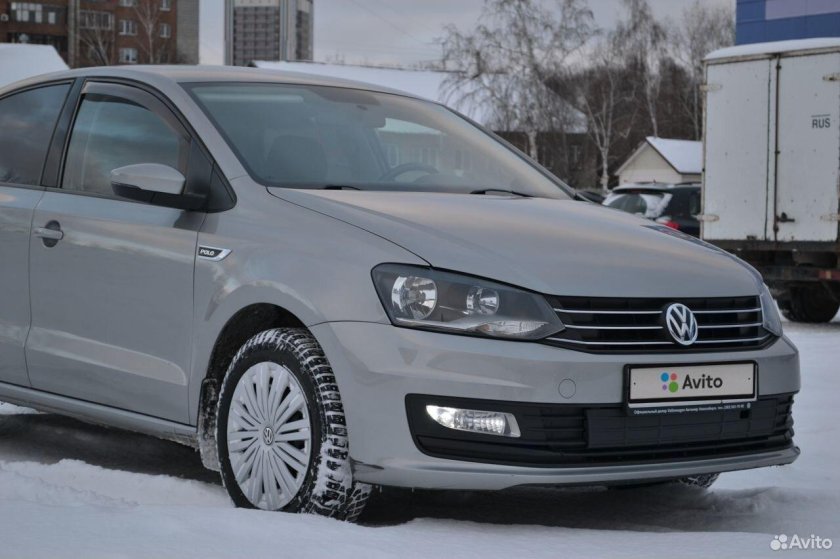 Поло седан Рестайлинг серебристый