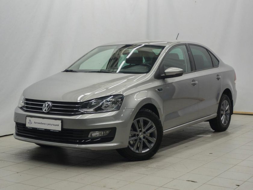Серый фольксваген поло