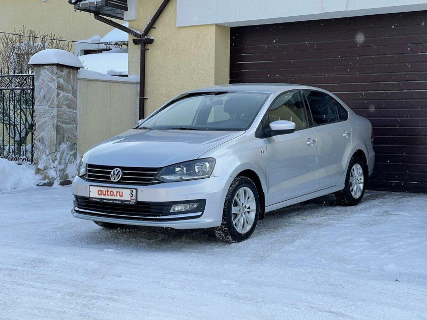 Фольксваген поло серебристый